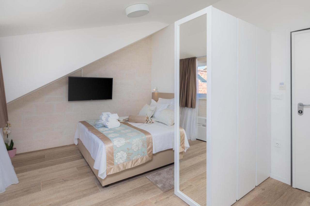Bed & Breakfast Mediterra 4*