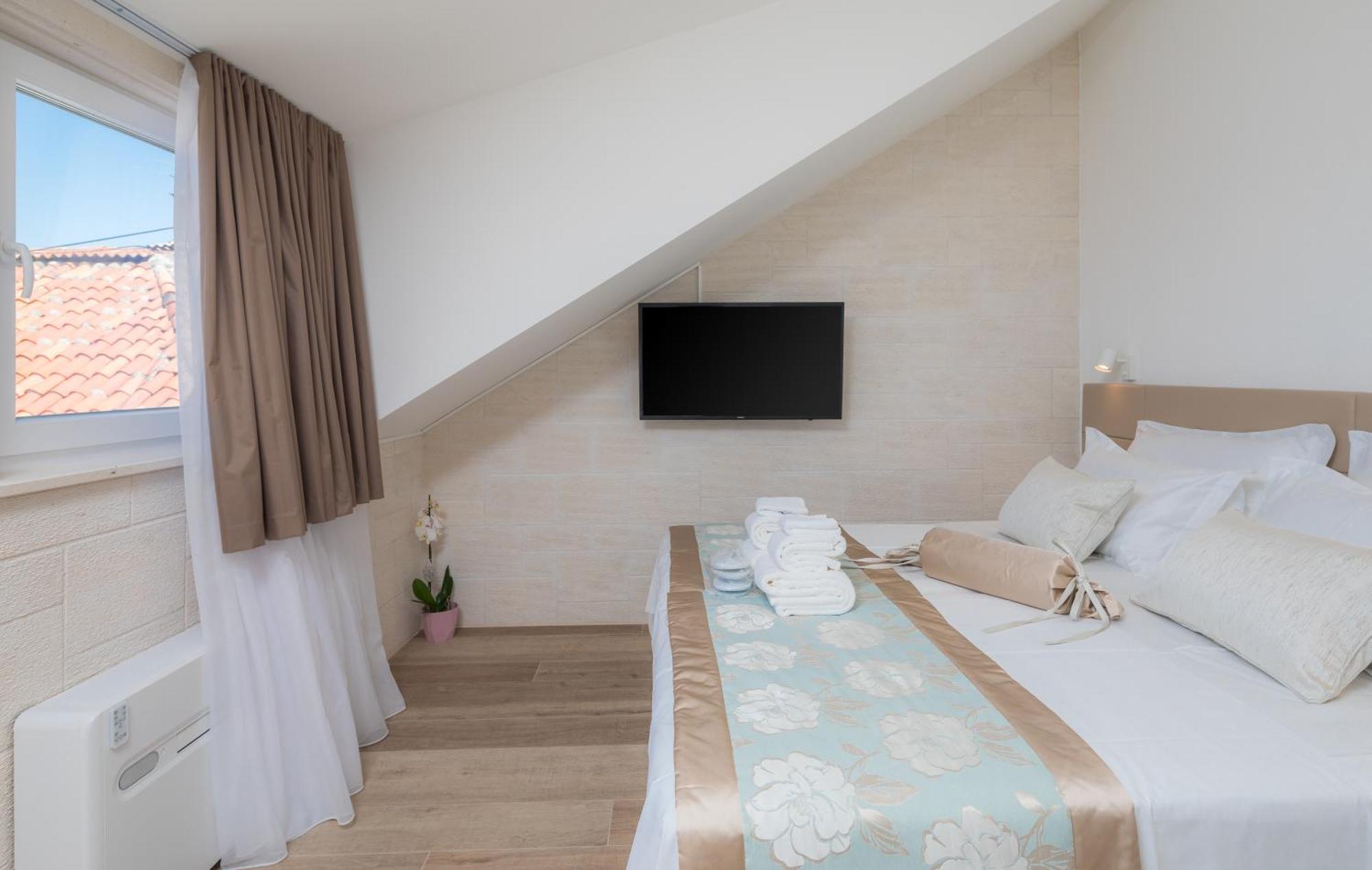 Bed & Breakfast Mediterra 4*